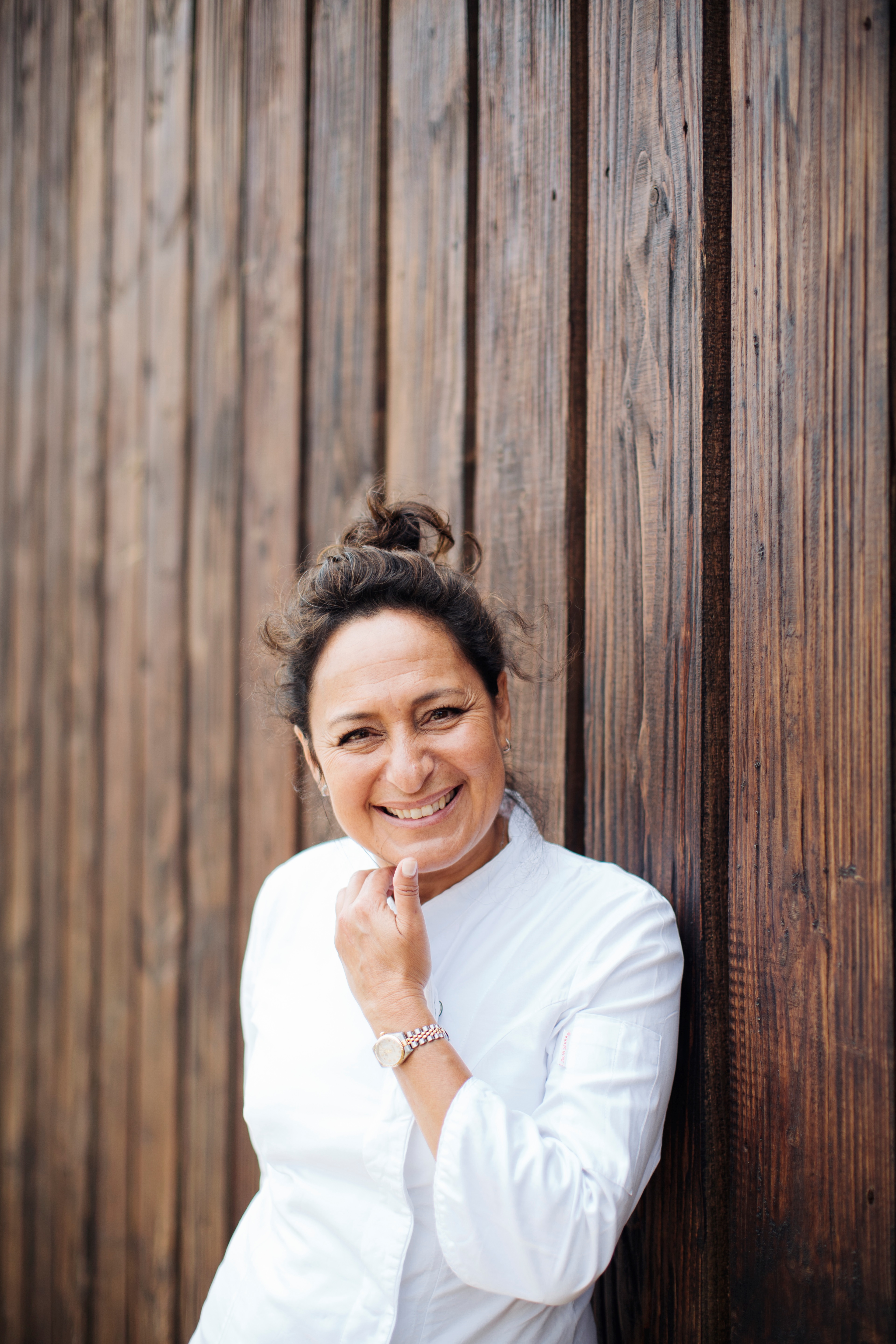 retrao-pilar-chaqueta-blanca